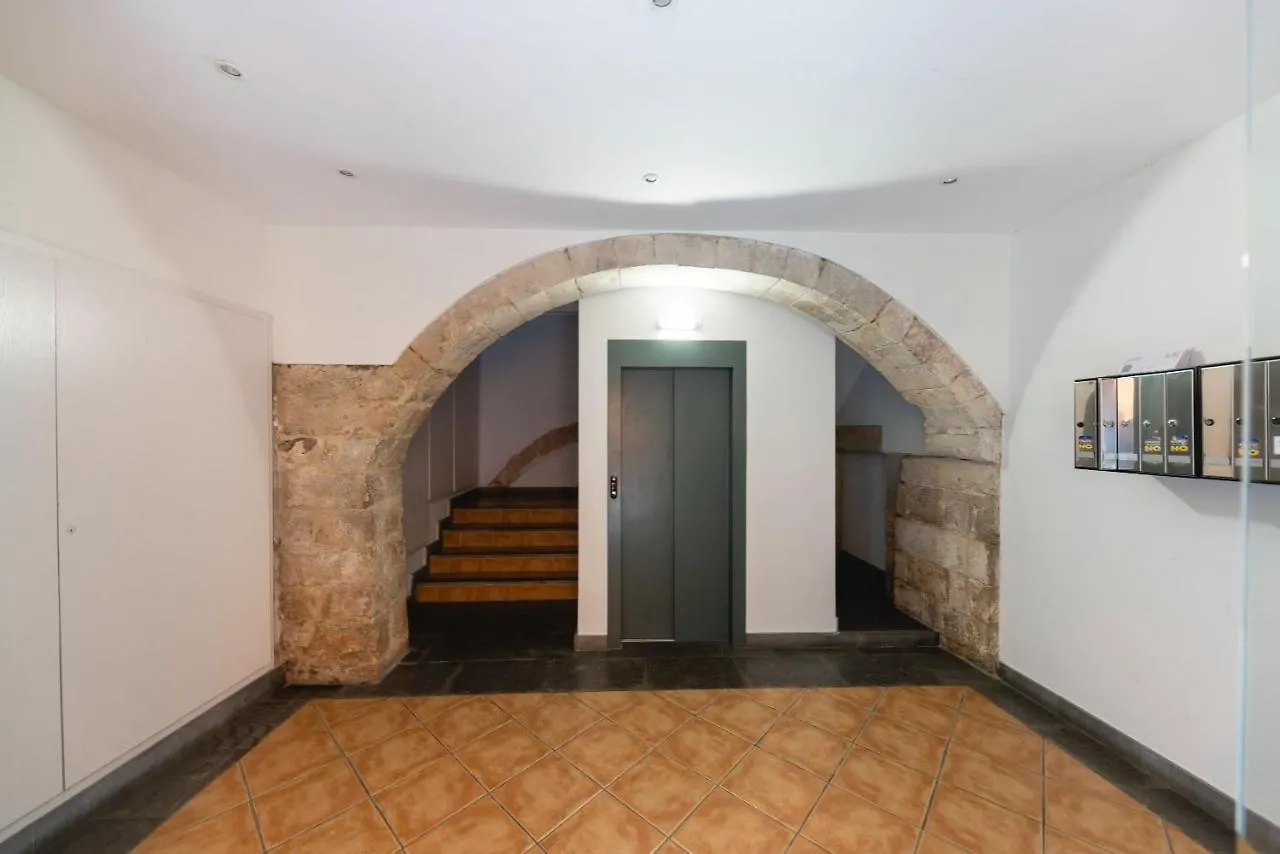 Bravissimo Pou Rodo, Authentic 1-Bedroom Apartment Gerona